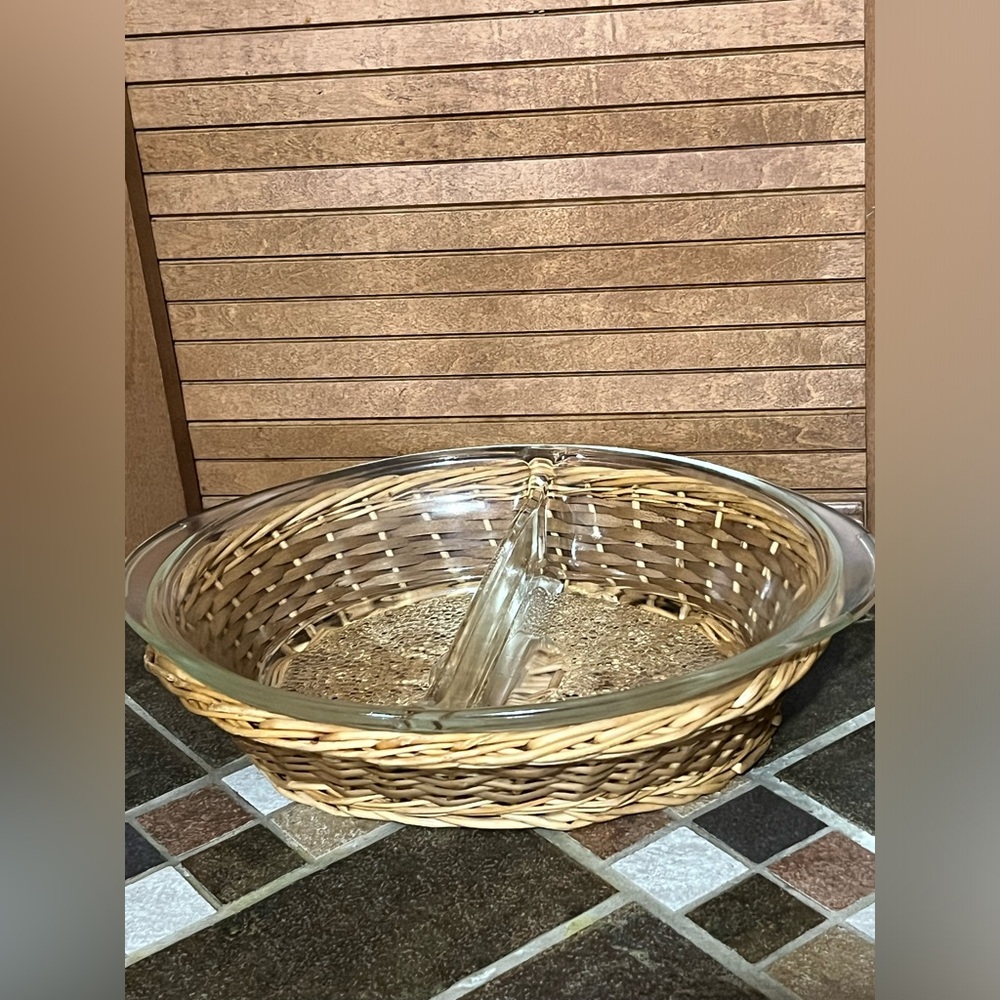 Vintage Glasbake Oval 1 Qt Baking Dish Clear Glass in Basket Made in USA